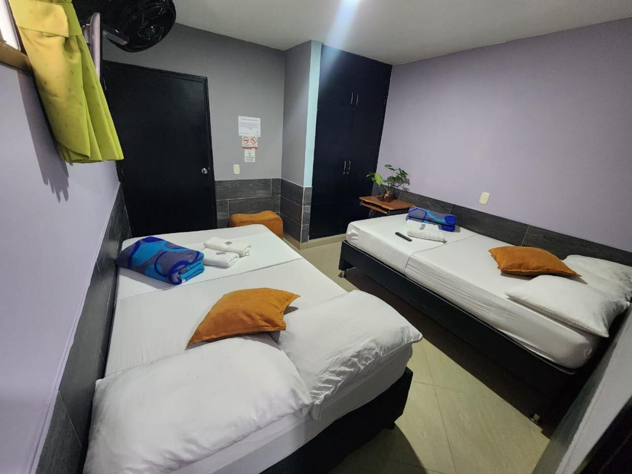 Hotel Laureles Home Medellín Exterior foto